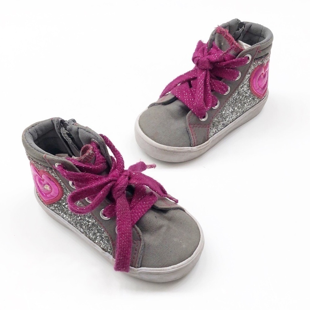Brash gray glitter heart toddler girl shoes